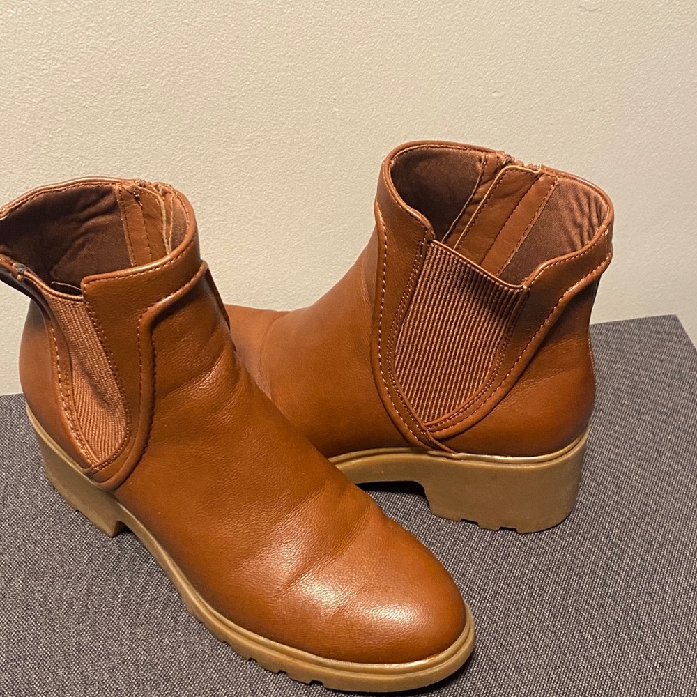 BareTraps Tan Ankle Boots